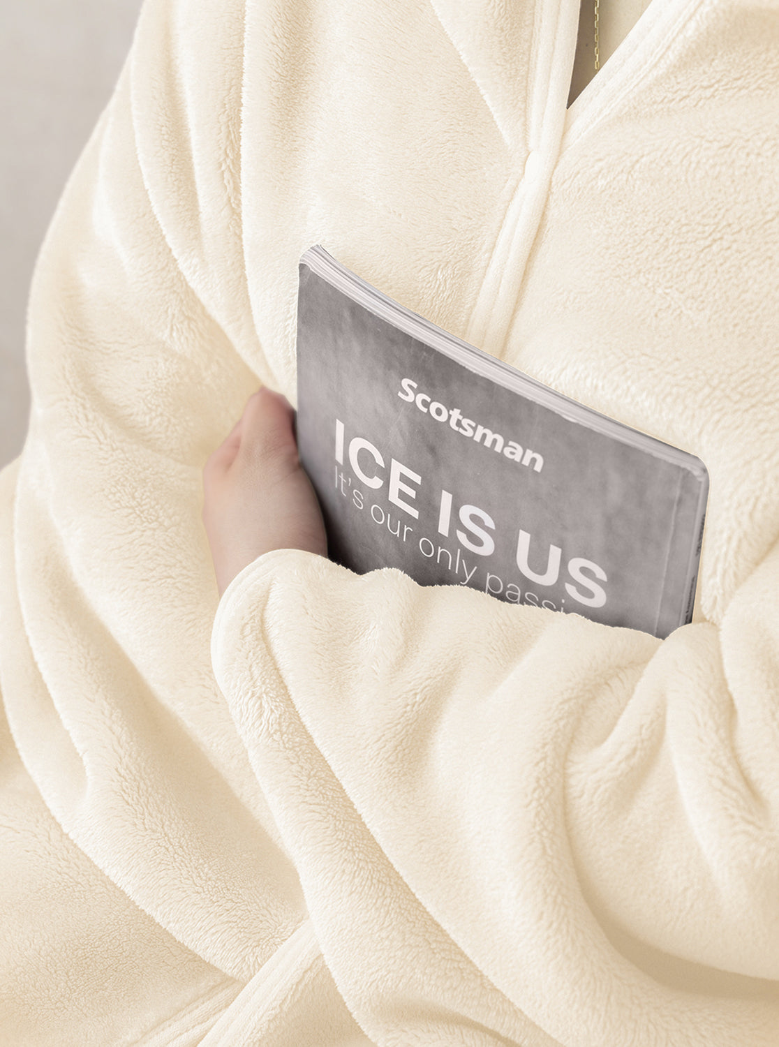 Shawl Blanket Pillow 3-in-1: Wearable Multipurpose Blanket