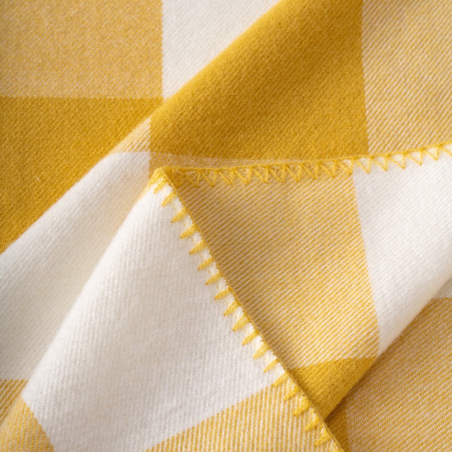 Classic Checkered Faux Cashmere Fringe Blanket