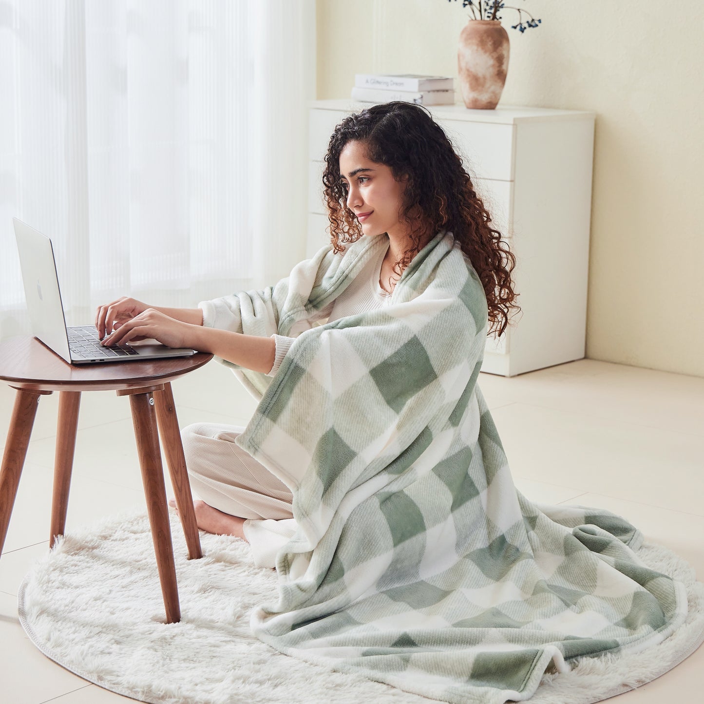 Classic Checkered Flannel Blanket